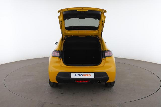 Peugeot 208 image 3