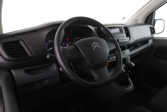 Citroen Jumpy image 2