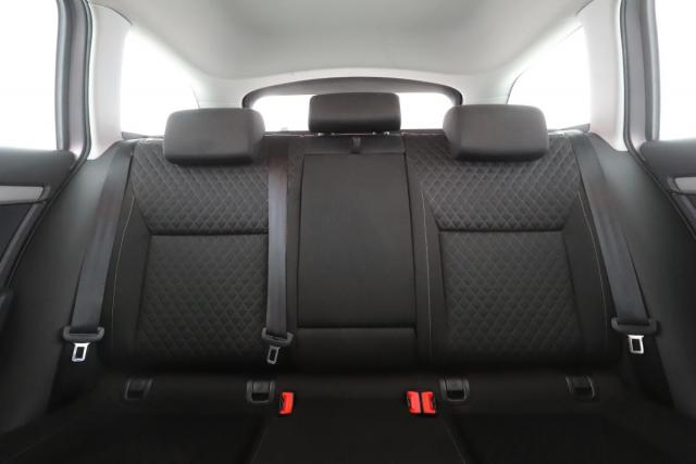 Skoda Octavia image 7