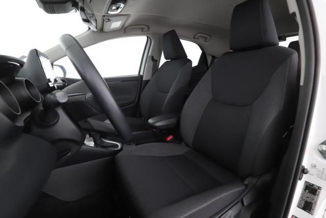 Toyota Yaris image 8