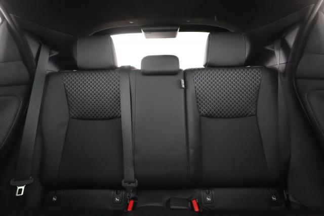 Toyota Yaris image 8