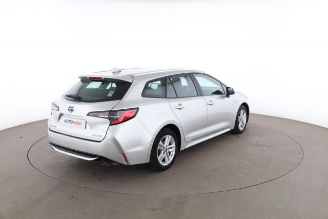 Toyota Corolla Touring Sports image 2