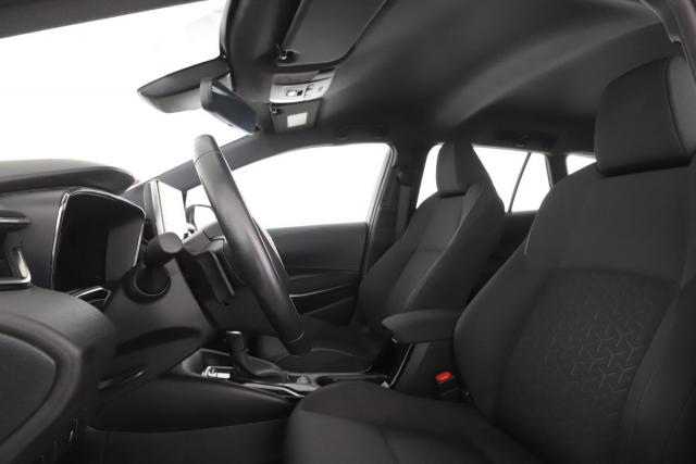 Toyota Corolla Touring Sports image 7