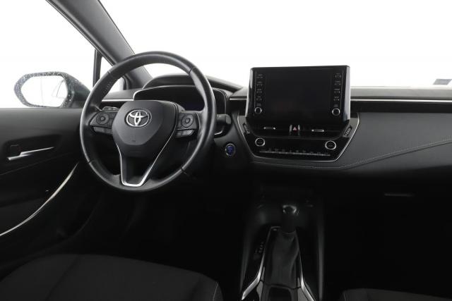 Toyota Corolla Touring Sports image 3