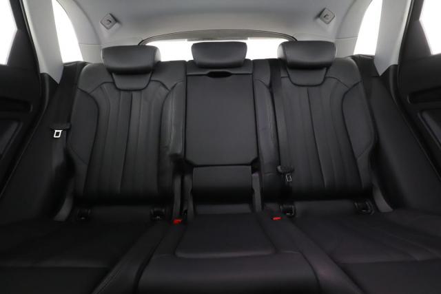 Audi Q5 image 9
