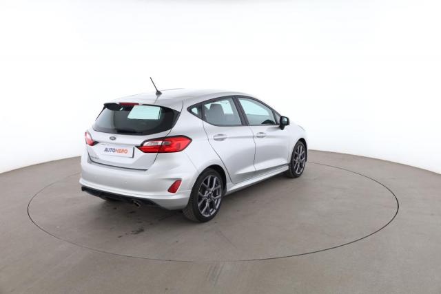 Ford Fiesta image 7