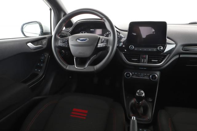 Ford Fiesta image 3