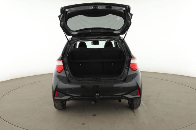 Toyota Yaris image 2