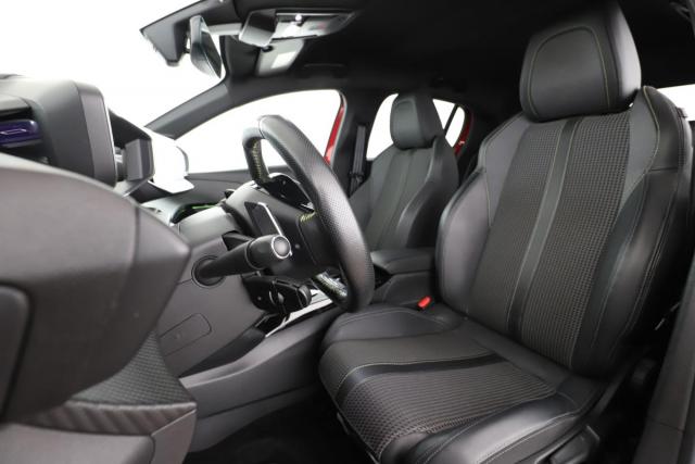 Peugeot 208 image 7