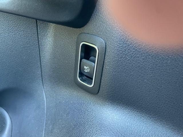 Mercedes Benz Gla image 3