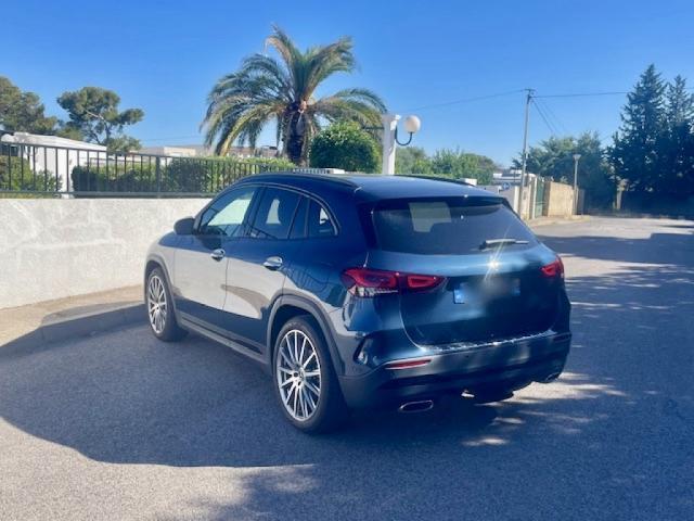 Mercedes Benz Gla image 9
