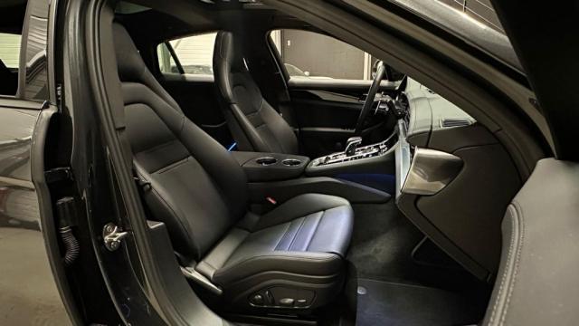 Porsche Panamera image 3