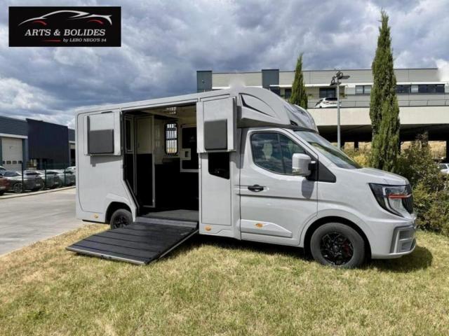 Renault Master image 3