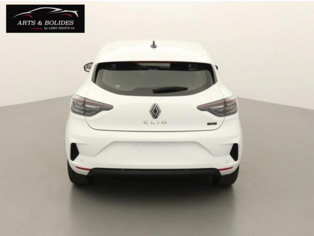 Renault Clio image 2