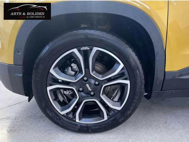 Jeep Avenger image 8