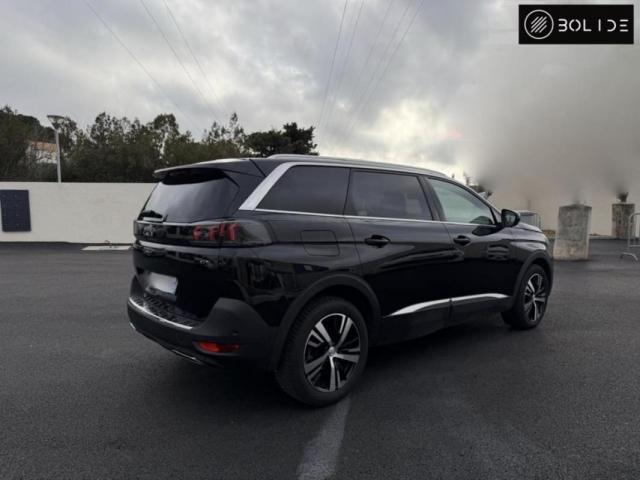 Peugeot 5008 image 2