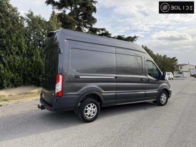 Ford Transit image 8