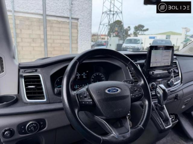 Ford Transit image 6