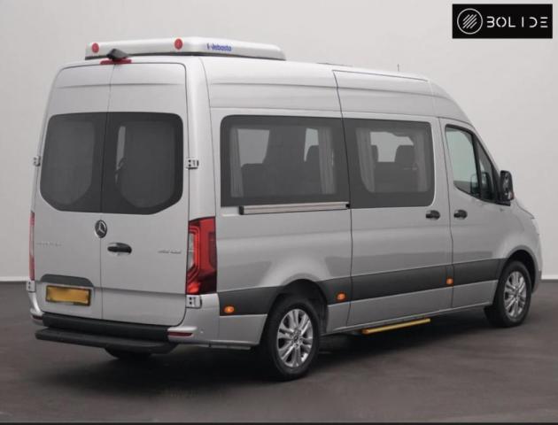 Mercedes Benz Sprinter image 9