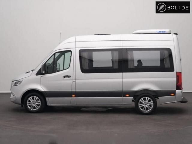 Mercedes Benz Sprinter image 1