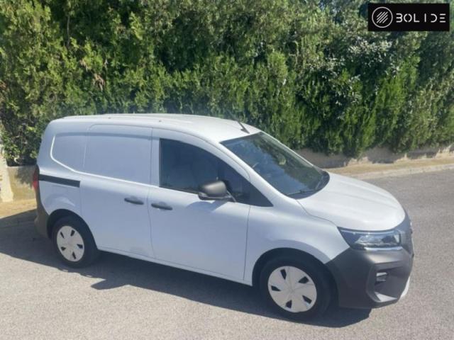 Nissan Townstar image 5