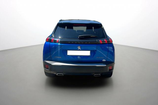 Peugeot 2008 image 2