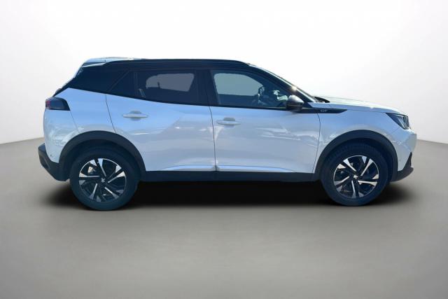 Peugeot 2008 image 3