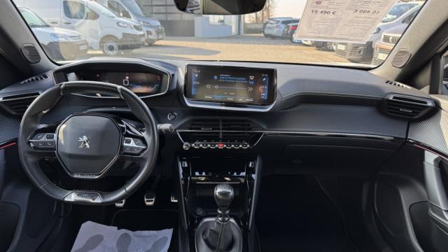 Peugeot 2008 image 9
