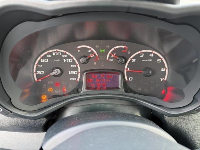 Ford Ka image 9
