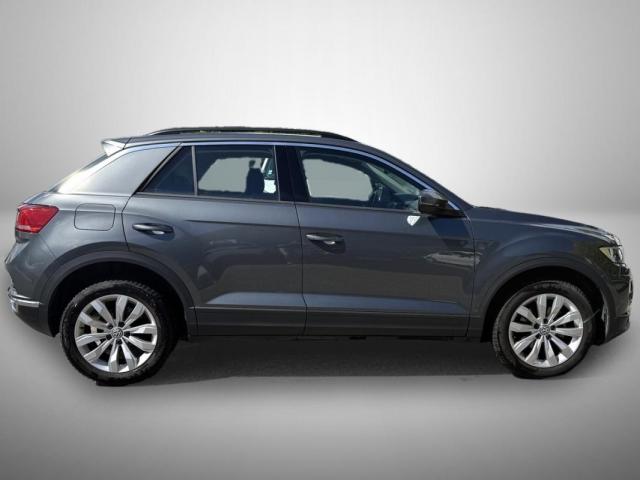 Volkswagen T-Roc image 2