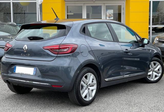 Renault Clio image 2