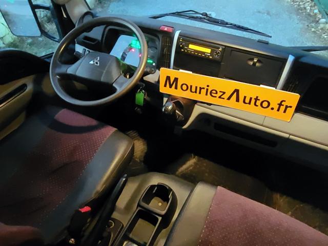 Mitsubishi Fuso image 1
