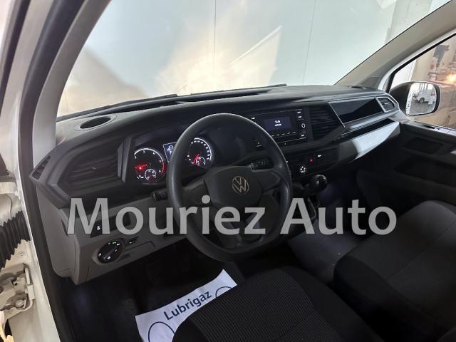 Volkswagen Transporter image 5