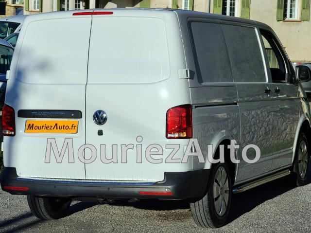 Volkswagen Transporter image 3
