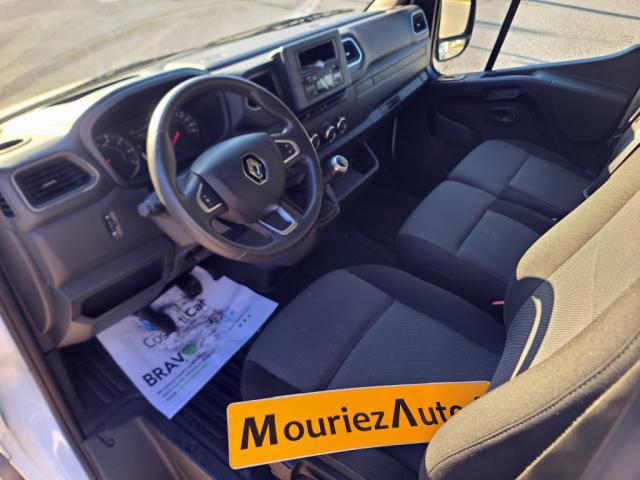 Renault Master image 1