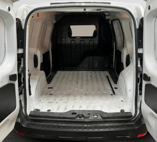 Renault Express Van image 2