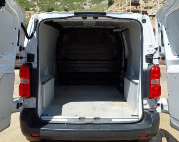 Peugeot Expert image 1