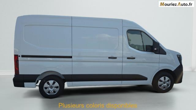 Renault Master image 2