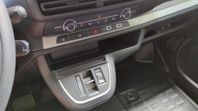 Citroen Jumpy image 6