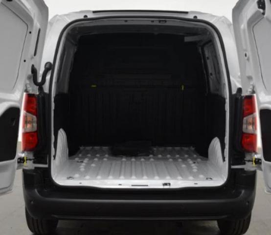 Peugeot Partner image 2