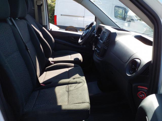 Mercedes Benz Vito image 6