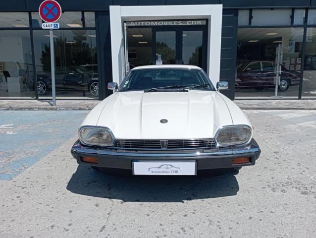 Jaguar Xjs image 2