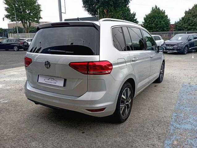 Volkswagen Touran image 2