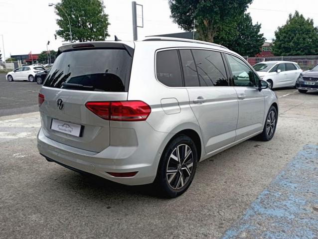 Volkswagen Touran image 1
