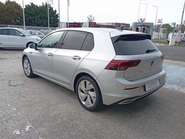 Volkswagen Golf image 8