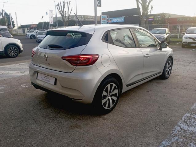 Renault Clio image 8