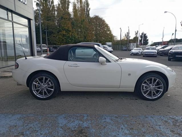 Mazda Mx-5 image 1