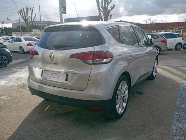 Renault Scénic image 2