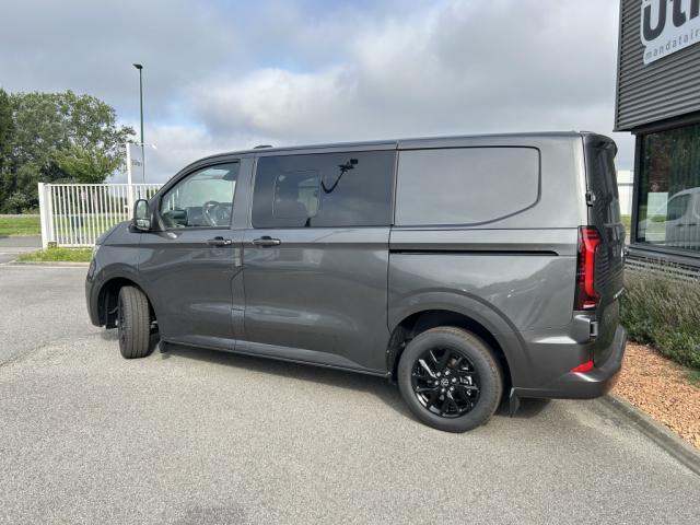 Volkswagen Transporter image 1