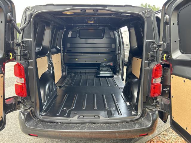 Opel Vivaro image 4